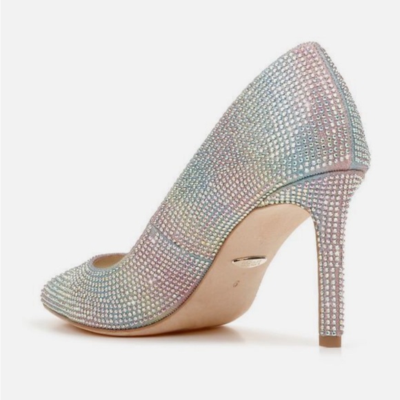 Brand New Badgley Mischka Godiva Diamond Pointed Toe Pump Sz 10M - Picture 3 of 8